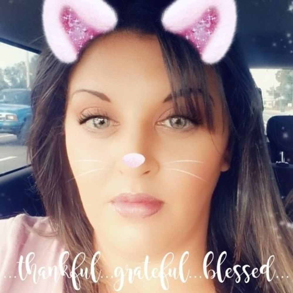 Meet your Posher, Gretchen - Picture 1 of 1